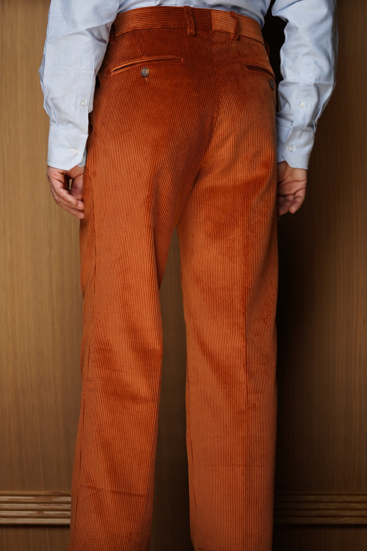 Pantalon en velours lourd à pinces