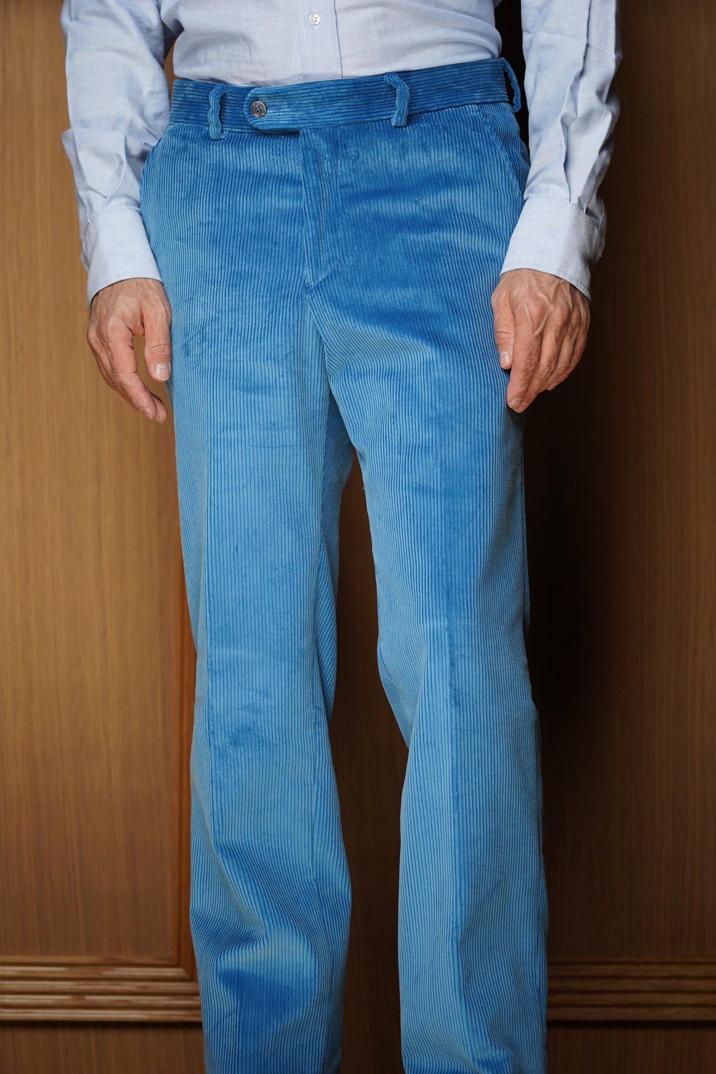 Pantalon en velours épaisseur classique sans pinces