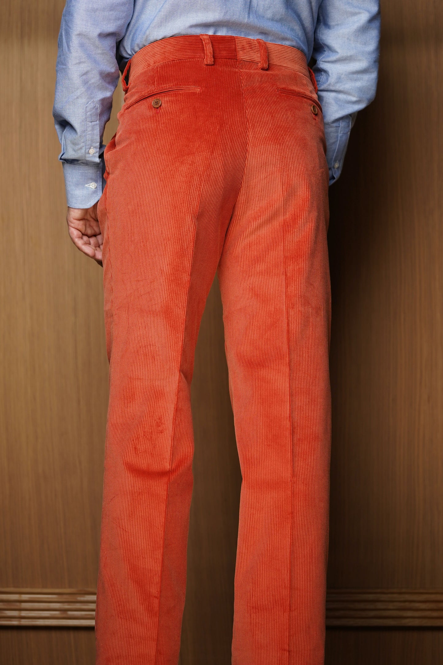 Pantalon en velours à pinces épaisseur classique
