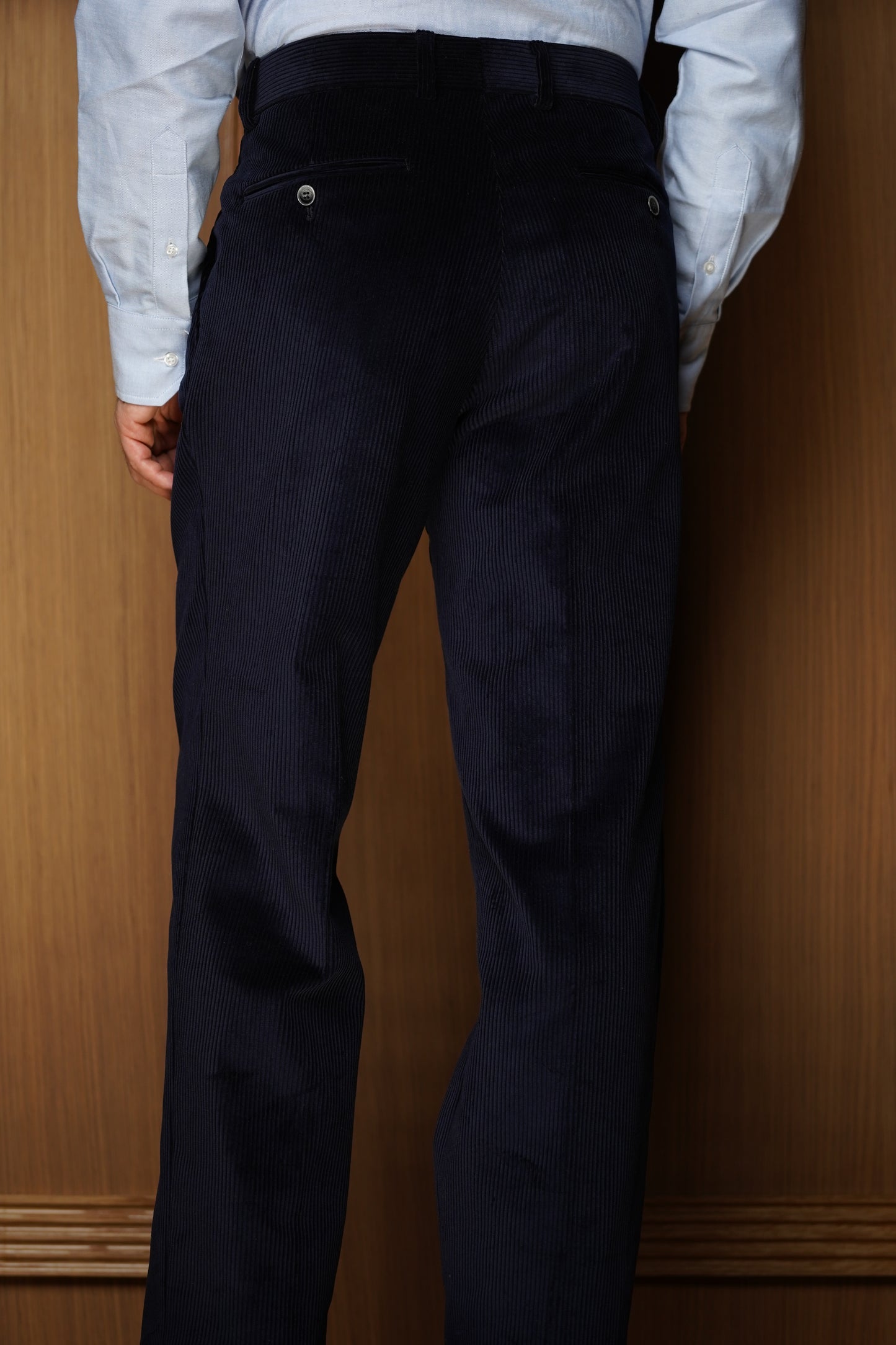 Pantalon en velours épaisseur classique à pinces