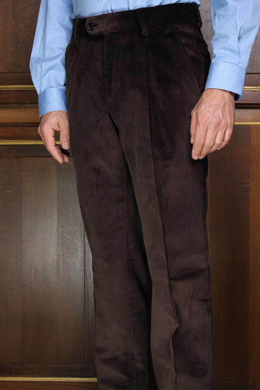 Pantalon en velours lourd à pinces 🔵