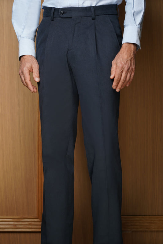 Pantalon en coton épais bleu marine à Pinces