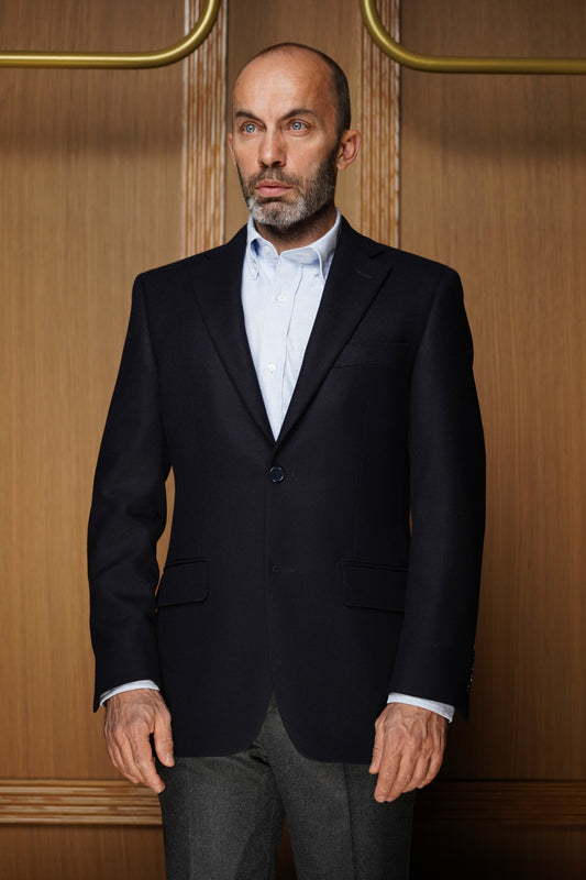 Veste bleu marine tradition 100 % cachemire VTH605