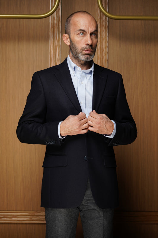 Veste bleu marine tradition 100 % cachemire VTH605